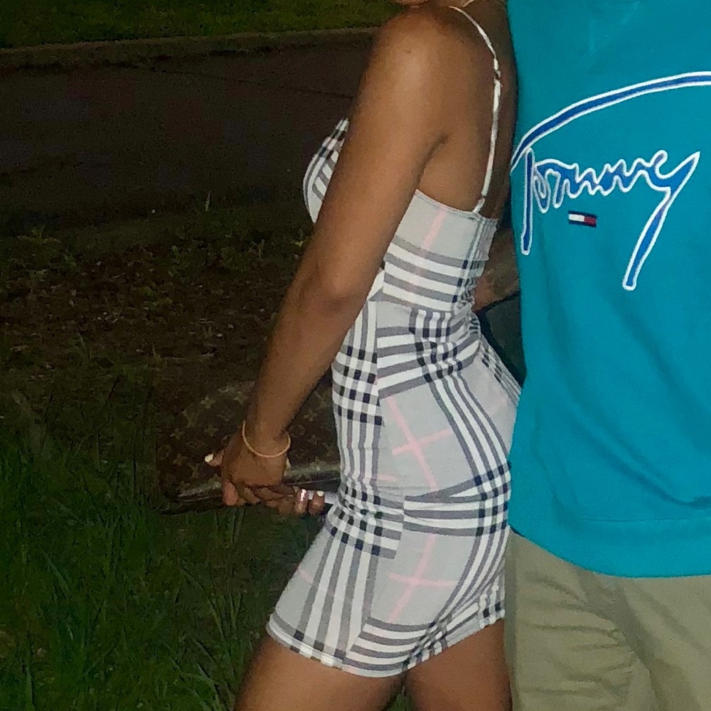 Bodycon sleeveless dress